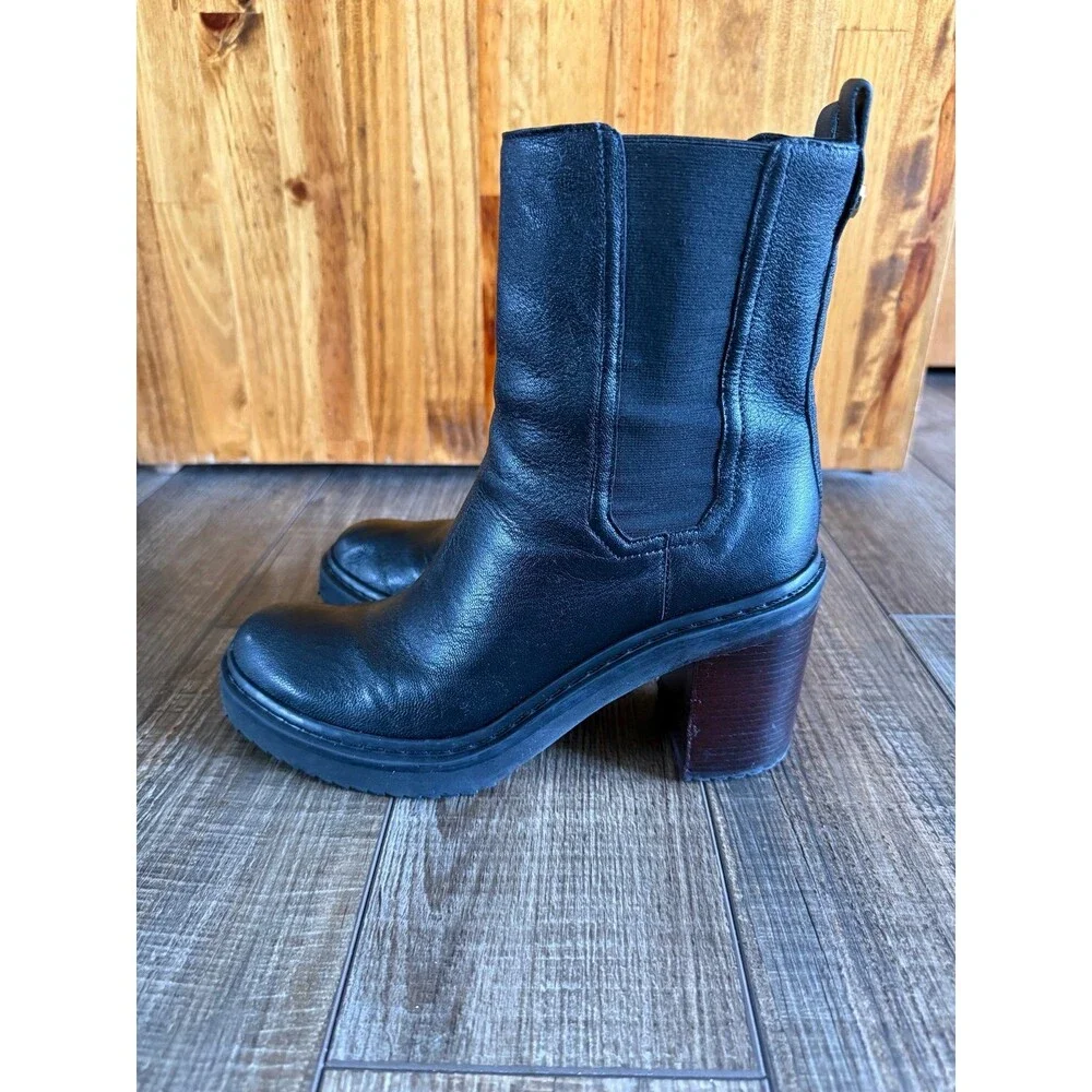Louise et Cie Varsan Leather Platform Chelsea Boots Sz. 8M Black